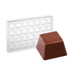 Форма для шоколадних цукерок праліне Квадратна піраміда 28 шт по 11 г Martellato Італія MA1303