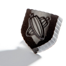 Форма для шоколадных конфет Герб Какао бобы 31х27 ч 15,5 мм 24 шт по 11 ч 12047 CW Бельгия Chocolate World
