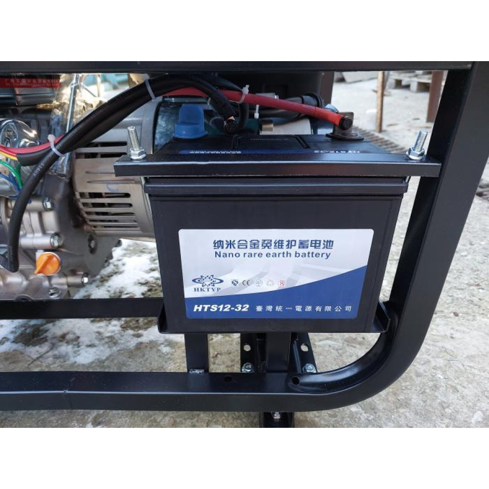 Генератор дизельний для дому та офісу 5.5 кВт 220 Вольт YUCHAI POWER YC6800XE