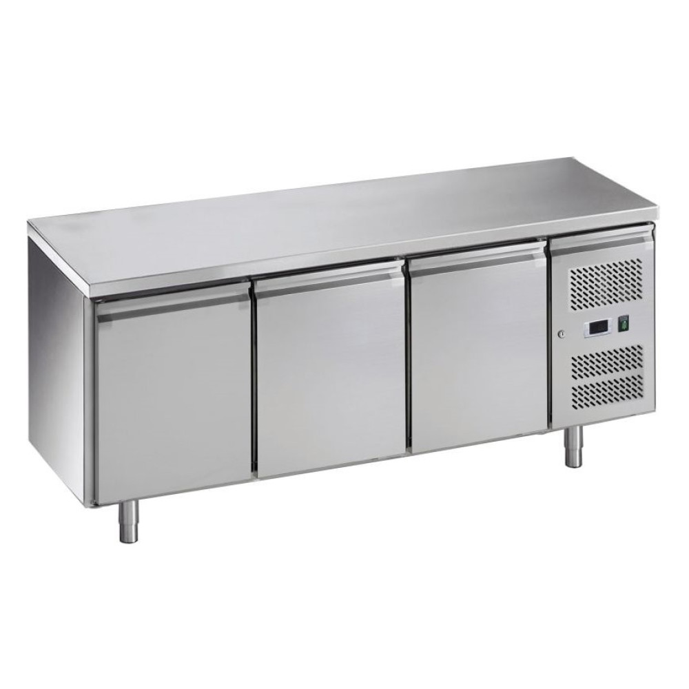 Стол холодильный 3-х дверный без борта Forcold G-GN3100TN-FC