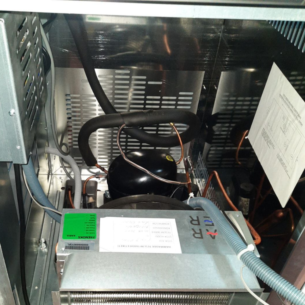 Стіл холодильний 2-дверний BRILLIS BGN2-R290